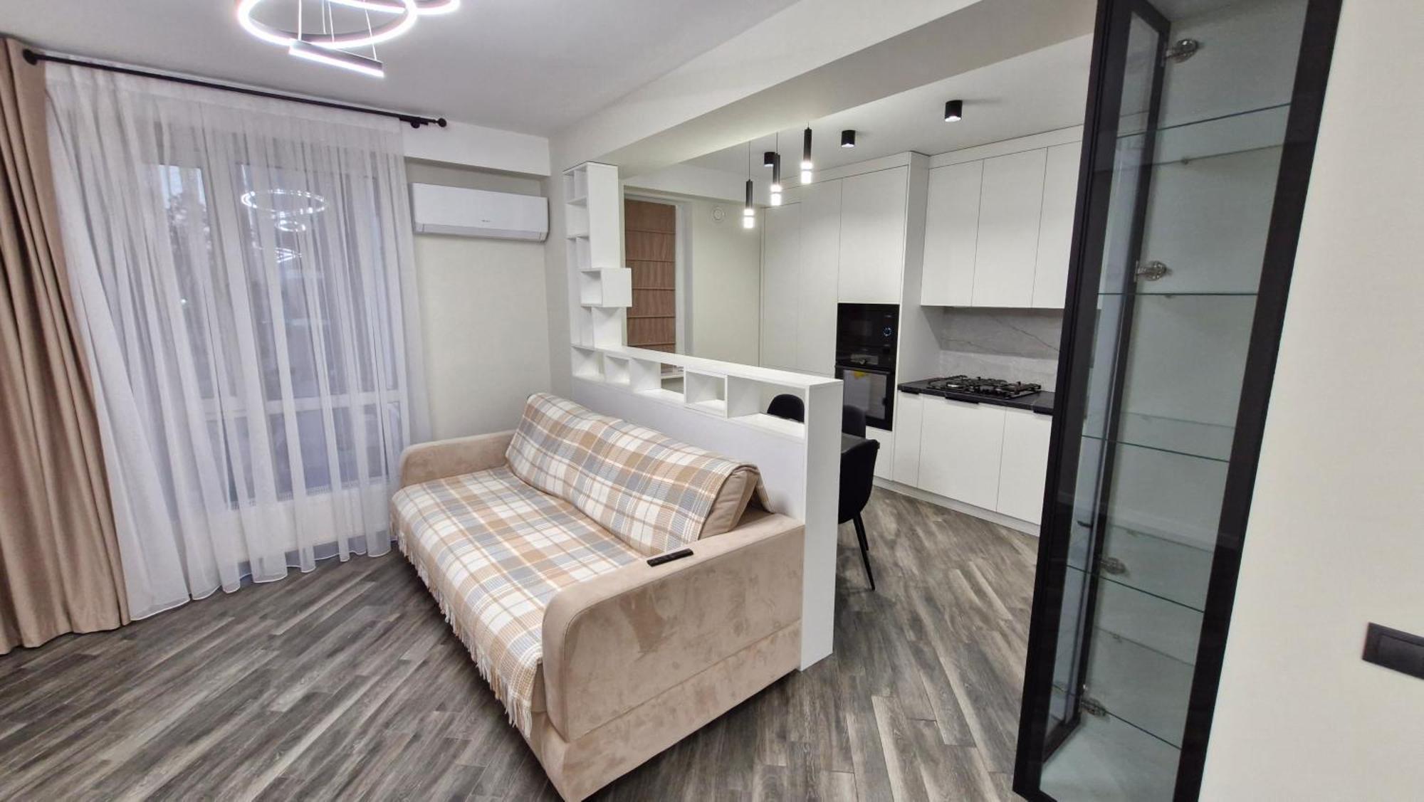 Airport 24&24 Car Parking Apartment Chisinau Exterior photo